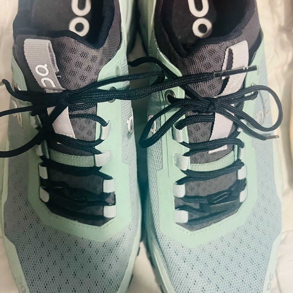 On Running Athletic Shoes Green and Black with CloudTec Cushioning